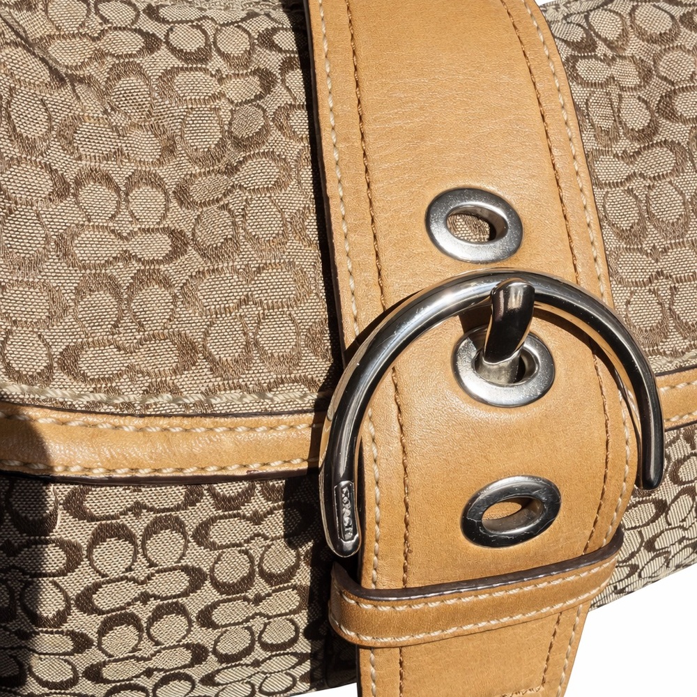 Coach Soho Vintage Signature Buckle Shoulder Bag F10926 - Picture 7 of 12